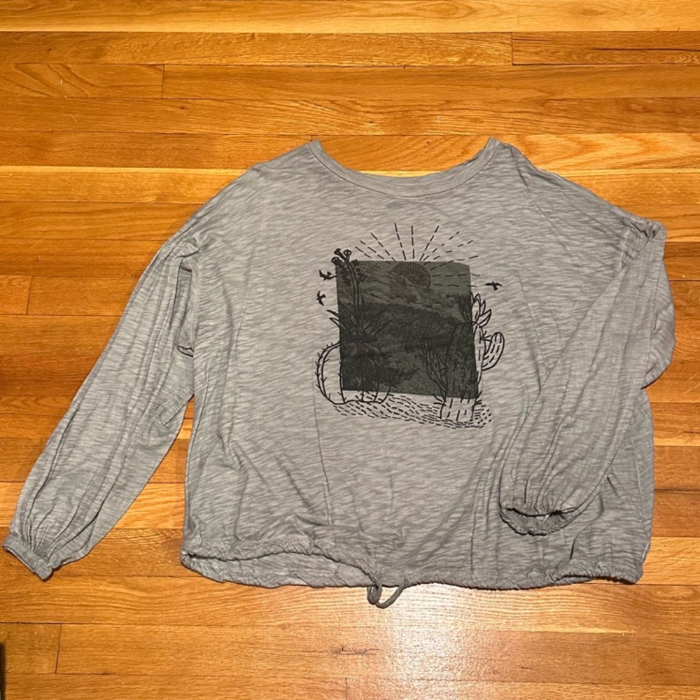 Torrid Gray Blouse Relaxed Fit Crew Neck